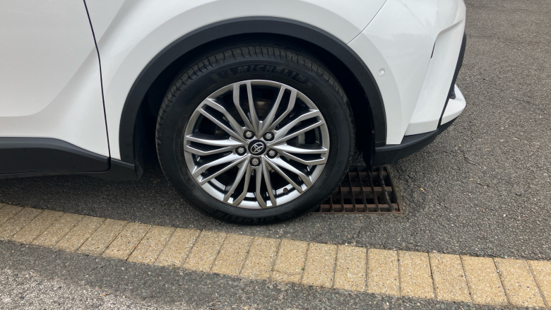 Toyota C-HR 1.8 Hybrid Excel 5dr CVT Hybrid Hatchback